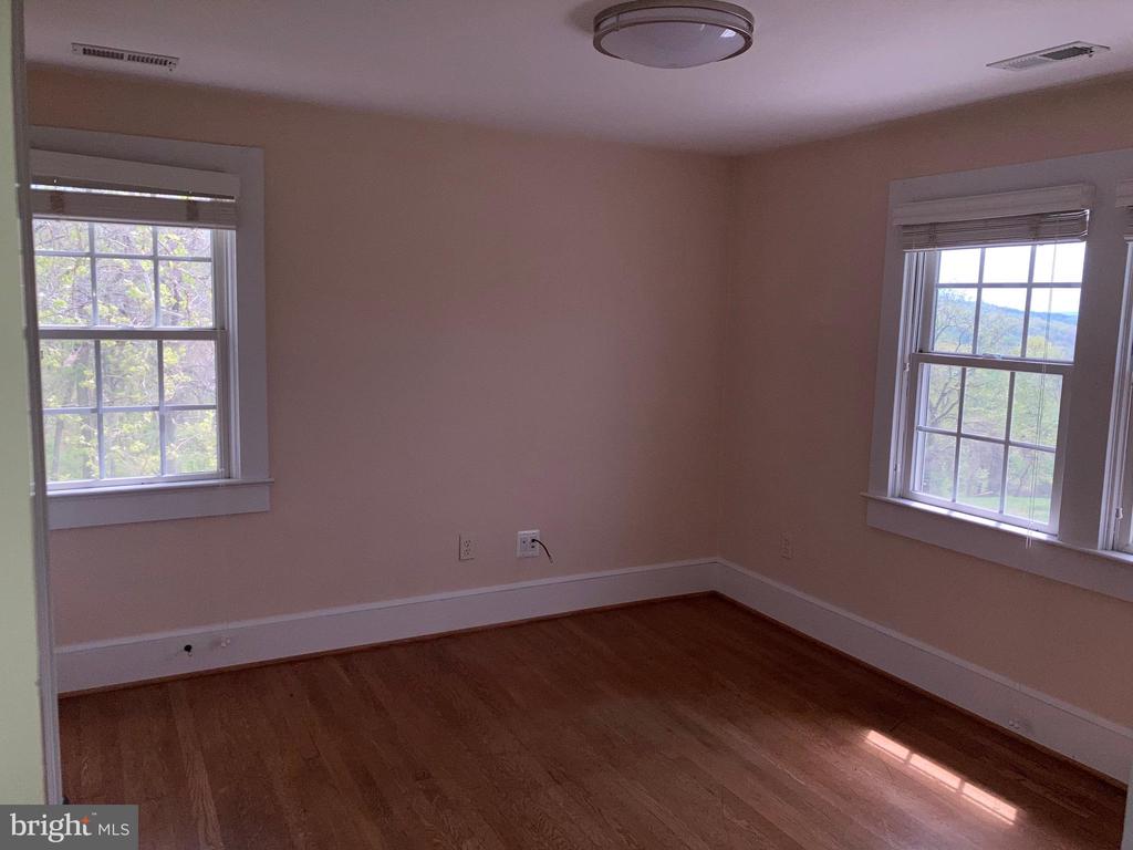 10436 JOHN S MOSBY HWY, PARIS, Virginia 20130, 3 Bedrooms Bedrooms, ,2 BathroomsBathrooms,Residential,14,10436 JOHN S MOSBY HWY,VAFQ2022300 MLS # VAFQ2022300 10436 JOHN S MOSBY HWY, PARIS, Virginia 20130, 3 Bedrooms Bedrooms, ,2 BathroomsBathrooms,Residential,14,10436 JOHN S MOSBY HWY,VAFQ2022300 MLS # VAFQ2022300