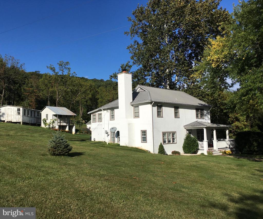 10436 JOHN S MOSBY HWY, PARIS, Virginia 20130, 3 Bedrooms Bedrooms, ,2 BathroomsBathrooms,Residential,14,10436 JOHN S MOSBY HWY,VAFQ2022300 MLS # VAFQ2022300 10436 JOHN S MOSBY HWY, PARIS, Virginia 20130, 3 Bedrooms Bedrooms, ,2 BathroomsBathrooms,Residential,14,10436 JOHN S MOSBY HWY,VAFQ2022300 MLS # VAFQ2022300
