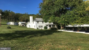 10436 JOHN S MOSBY HWY, PARIS, Virginia 20130, 3 Bedrooms Bedrooms, ,2 BathroomsBathrooms,Residential,14,10436 JOHN S MOSBY HWY,VAFQ2022300 MLS # VAFQ2022300