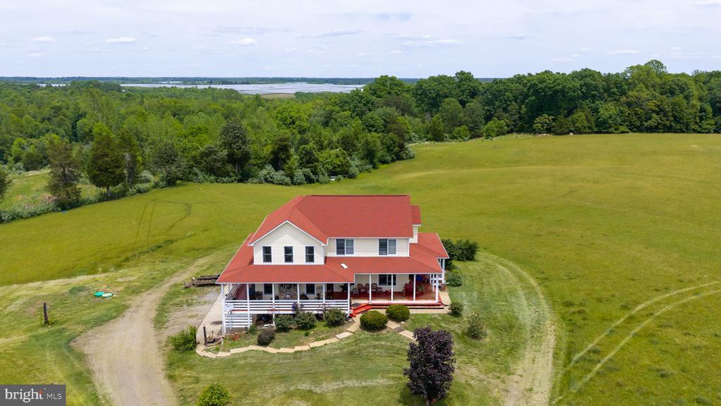12501 W CATHARPIN RD, SPOTSYLVANIA, Virginia 22551, 4 Bedrooms Bedrooms, ,3 BathroomsBathrooms,Residential,14,12501 W CATHARPIN RD,VASP2042994 MLS # VASP2042994