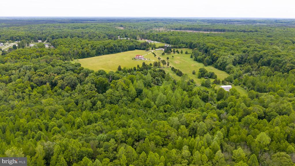 12501 W CATHARPIN RD, SPOTSYLVANIA, Virginia 22551, 4 Bedrooms Bedrooms, ,3 BathroomsBathrooms,Residential,14,12501 W CATHARPIN RD,VASP2042994 MLS # VASP2042994