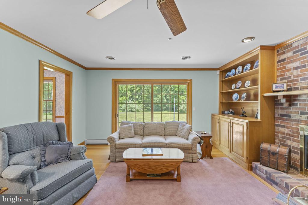 176 ROCK MILLS RD, CASTLETON, Virginia 22716, 4 Bedrooms Bedrooms, ,2 BathroomsBathrooms,Residential,14,176 ROCK MILLS RD,VARP2002676 MLS # VARP2002676