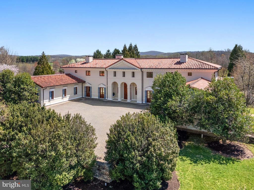 2547 HALFWAY RD, THE PLAINS, Virginia 20198, 5 Bedrooms Bedrooms, ,5 BathroomsBathrooms,Residential,14,2547 HALFWAY RD,VAFQ2021476 MLS # VAFQ2021476