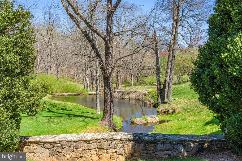 2547 HALFWAY RD, THE PLAINS, Virginia 20198, 5 Bedrooms Bedrooms, ,5 BathroomsBathrooms,Residential,14,2547 HALFWAY RD,VAFQ2021476 MLS # VAFQ2021476