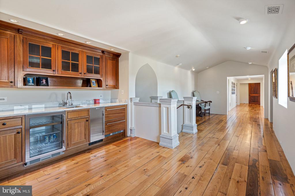2547 HALFWAY RD, THE PLAINS, Virginia 20198, 5 Bedrooms Bedrooms, ,5 BathroomsBathrooms,Residential,14,2547 HALFWAY RD,VAFQ2021476 MLS # VAFQ2021476