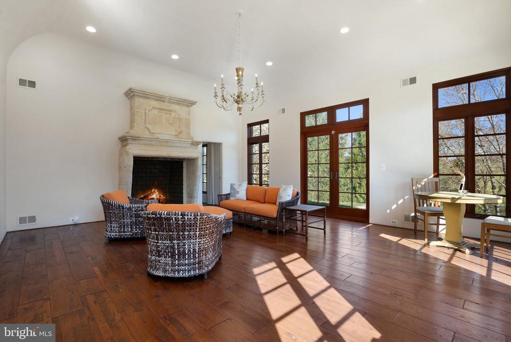 2547 HALFWAY RD, THE PLAINS, Virginia 20198, 5 Bedrooms Bedrooms, ,5 BathroomsBathrooms,Residential,14,2547 HALFWAY RD,VAFQ2021476 MLS # VAFQ2021476