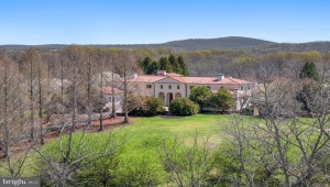 2547 HALFWAY RD THE PLAINS Virginia 20198