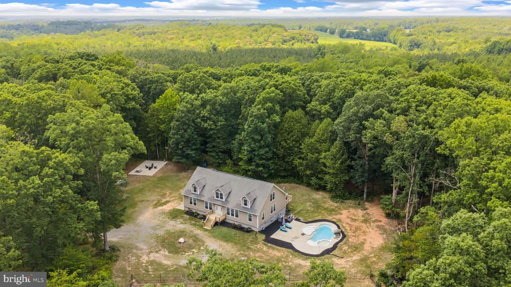 1271 APPLE GROVE RD, MINERAL, Virginia 23117, 5 Bedrooms Bedrooms, ,3 BathroomsBathrooms,Residential,14,1271 APPLE GROVE RD,VALA2010080 MLS # VALA2010080 1271 APPLE GROVE RD, MINERAL, Virginia 23117, 5 Bedrooms Bedrooms, ,3 BathroomsBathrooms,Residential,14,1271 APPLE GROVE RD,VALA2010080 MLS # VALA2010080
