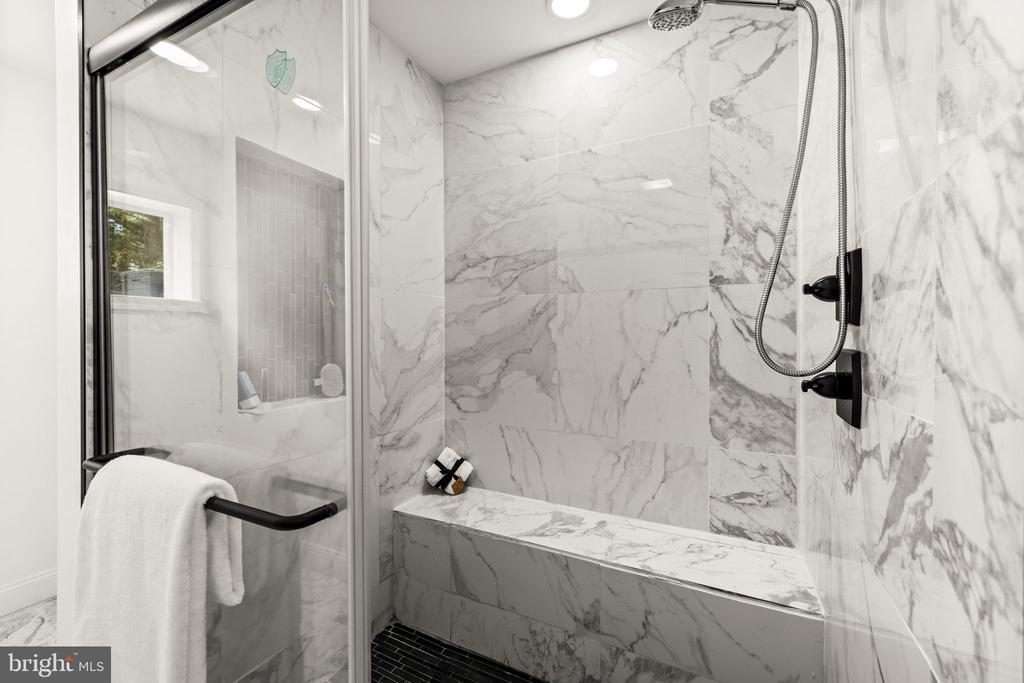 1271 APPLE GROVE RD, MINERAL, Virginia 23117, 5 Bedrooms Bedrooms, ,3 BathroomsBathrooms,Residential,14,1271 APPLE GROVE RD,VALA2010080 MLS # VALA2010080 1271 APPLE GROVE RD, MINERAL, Virginia 23117, 5 Bedrooms Bedrooms, ,3 BathroomsBathrooms,Residential,14,1271 APPLE GROVE RD,VALA2010080 MLS # VALA2010080