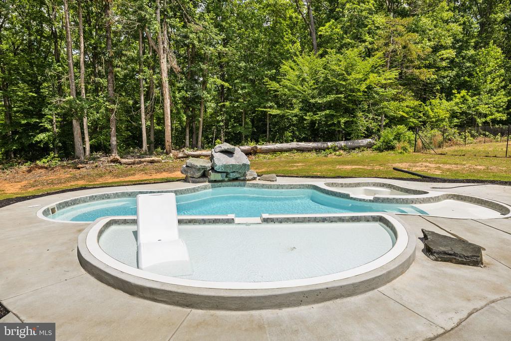 1271 APPLE GROVE RD, MINERAL, Virginia 23117, 5 Bedrooms Bedrooms, ,3 BathroomsBathrooms,Residential,14,1271 APPLE GROVE RD,VALA2010080 MLS # VALA2010080 1271 APPLE GROVE RD, MINERAL, Virginia 23117, 5 Bedrooms Bedrooms, ,3 BathroomsBathrooms,Residential,14,1271 APPLE GROVE RD,VALA2010080 MLS # VALA2010080