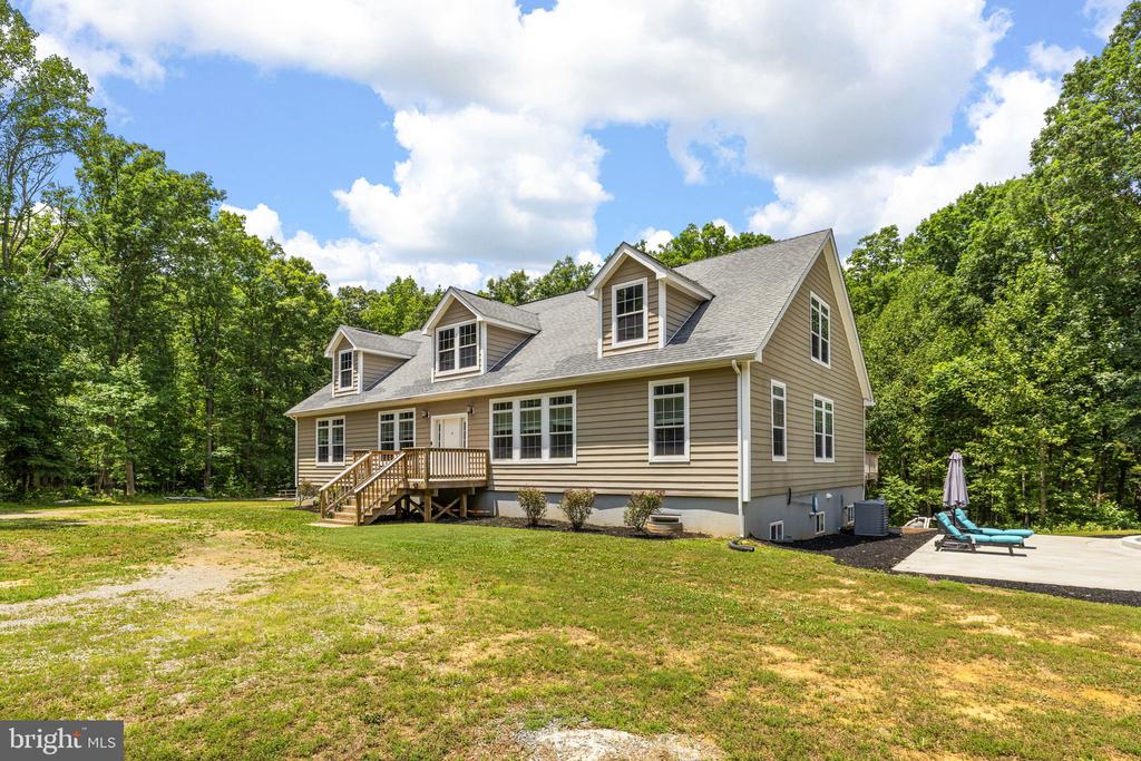 1271 APPLE GROVE RD, MINERAL, Virginia 23117, 5 Bedrooms Bedrooms, ,3 BathroomsBathrooms,Residential,14,1271 APPLE GROVE RD,VALA2010080 MLS # VALA2010080 1271 APPLE GROVE RD, MINERAL, Virginia 23117, 5 Bedrooms Bedrooms, ,3 BathroomsBathrooms,Residential,14,1271 APPLE GROVE RD,VALA2010080 MLS # VALA2010080