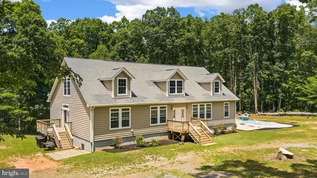 1271 APPLE GROVE RD, MINERAL, Virginia 23117, 5 Bedrooms Bedrooms, ,3 BathroomsBathrooms,Residential,14,1271 APPLE GROVE RD,VALA2010080 MLS # VALA2010080 1271 APPLE GROVE RD, MINERAL, Virginia 23117, 5 Bedrooms Bedrooms, ,3 BathroomsBathrooms,Residential,14,1271 APPLE GROVE RD,VALA2010080 MLS # VALA2010080