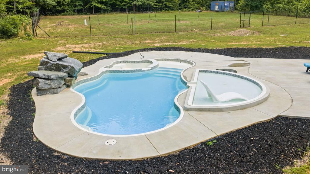 1271 APPLE GROVE RD, MINERAL, Virginia 23117, 5 Bedrooms Bedrooms, ,3 BathroomsBathrooms,Residential,14,1271 APPLE GROVE RD,VALA2010080 MLS # VALA2010080 1271 APPLE GROVE RD, MINERAL, Virginia 23117, 5 Bedrooms Bedrooms, ,3 BathroomsBathrooms,Residential,14,1271 APPLE GROVE RD,VALA2010080 MLS # VALA2010080