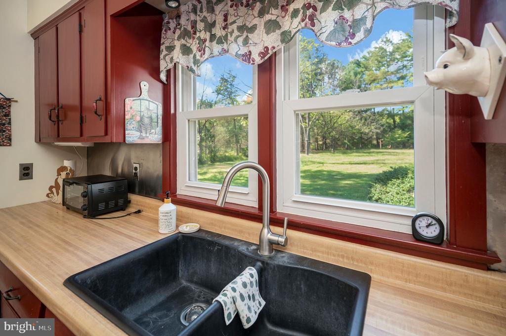 31934 INDIANTOWN RD, LOCUST GROVE, Virginia 22508, 3 Bedrooms Bedrooms, ,2 BathroomsBathrooms,Residential,14,31934 INDIANTOWN RD,VAOR2013506 MLS # VAOR2013506 31934 INDIANTOWN RD, LOCUST GROVE, Virginia 22508, 3 Bedrooms Bedrooms, ,2 BathroomsBathrooms,Residential,14,31934 INDIANTOWN RD,VAOR2013506 MLS # VAOR2013506