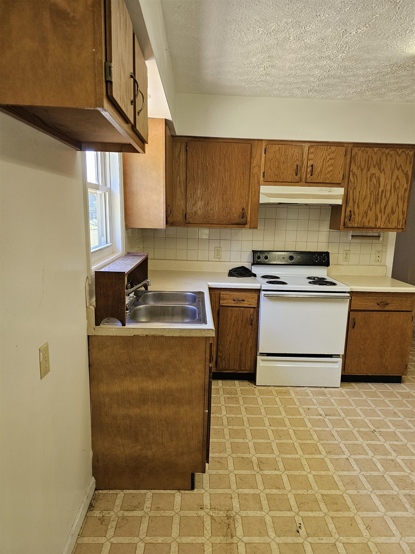 2105 COLES MOUNTAIN RD, HOT SPRINGS, Virginia 24445, 1 Bedroom Bedrooms, ,1 BathroomBathrooms,Residential,14,2105 COLES MOUNTAIN RD,678606 MLS # 678606