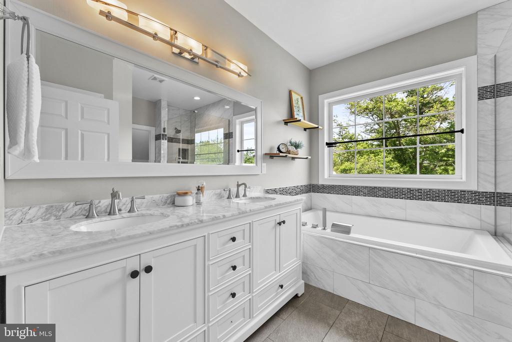 11192 RIXEYVILLE RD, CULPEPER, Virginia 22701, 4 Bedrooms Bedrooms, ,2 BathroomsBathrooms,Residential,14,11192 RIXEYVILLE RD,VACU2014068 MLS # VACU2014068 11192 RIXEYVILLE RD, CULPEPER, Virginia 22701, 4 Bedrooms Bedrooms, ,2 BathroomsBathrooms,Residential,14,11192 RIXEYVILLE RD,VACU2014068 MLS # VACU2014068