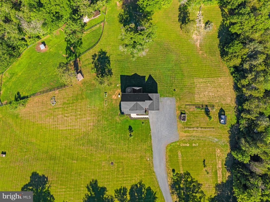 11192 RIXEYVILLE RD, CULPEPER, Virginia 22701, 4 Bedrooms Bedrooms, ,2 BathroomsBathrooms,Residential,14,11192 RIXEYVILLE RD,VACU2014068 MLS # VACU2014068 11192 RIXEYVILLE RD, CULPEPER, Virginia 22701, 4 Bedrooms Bedrooms, ,2 BathroomsBathrooms,Residential,14,11192 RIXEYVILLE RD,VACU2014068 MLS # VACU2014068