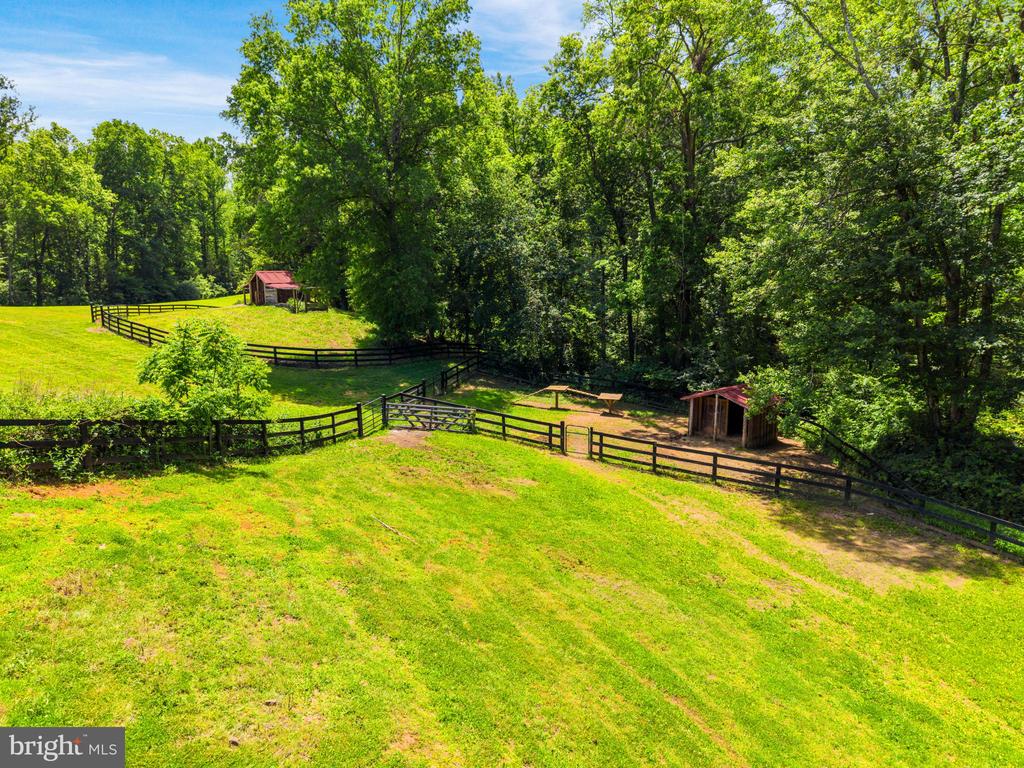 11192 RIXEYVILLE RD, CULPEPER, Virginia 22701, 4 Bedrooms Bedrooms, ,2 BathroomsBathrooms,Residential,14,11192 RIXEYVILLE RD,VACU2014068 MLS # VACU2014068 11192 RIXEYVILLE RD, CULPEPER, Virginia 22701, 4 Bedrooms Bedrooms, ,2 BathroomsBathrooms,Residential,14,11192 RIXEYVILLE RD,VACU2014068 MLS # VACU2014068
