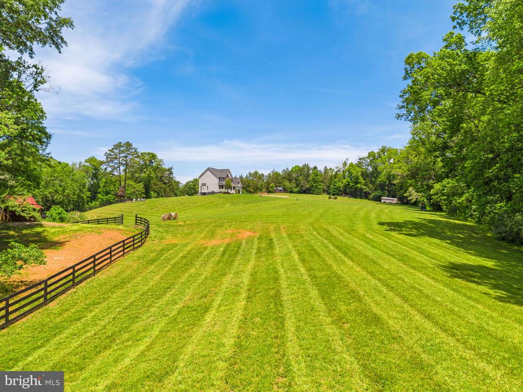 11192 RIXEYVILLE RD, CULPEPER, Virginia 22701, 4 Bedrooms Bedrooms, ,2 BathroomsBathrooms,Residential,14,11192 RIXEYVILLE RD,VACU2014068 MLS # VACU2014068 11192 RIXEYVILLE RD, CULPEPER, Virginia 22701, 4 Bedrooms Bedrooms, ,2 BathroomsBathrooms,Residential,14,11192 RIXEYVILLE RD,VACU2014068 MLS # VACU2014068