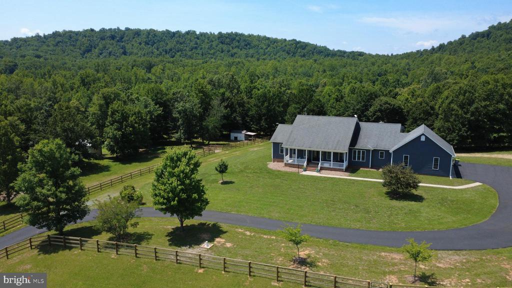 1225 MIDDLE RIVER RD, STANARDSVILLE, Virginia 22973, 6 Bedrooms Bedrooms, ,5 BathroomsBathrooms,Residential,14,1225 MIDDLE RIVER RD,VAGR2000858 MLS # VAGR2000858