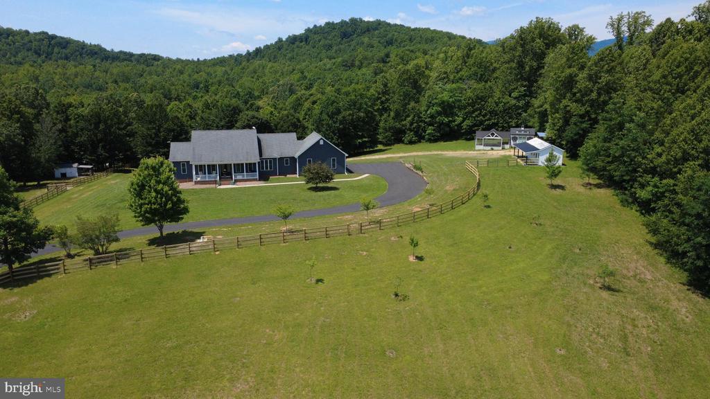 1225 MIDDLE RIVER RD, STANARDSVILLE, Virginia 22973, 6 Bedrooms Bedrooms, ,5 BathroomsBathrooms,Residential,14,1225 MIDDLE RIVER RD,VAGR2000858 MLS # VAGR2000858