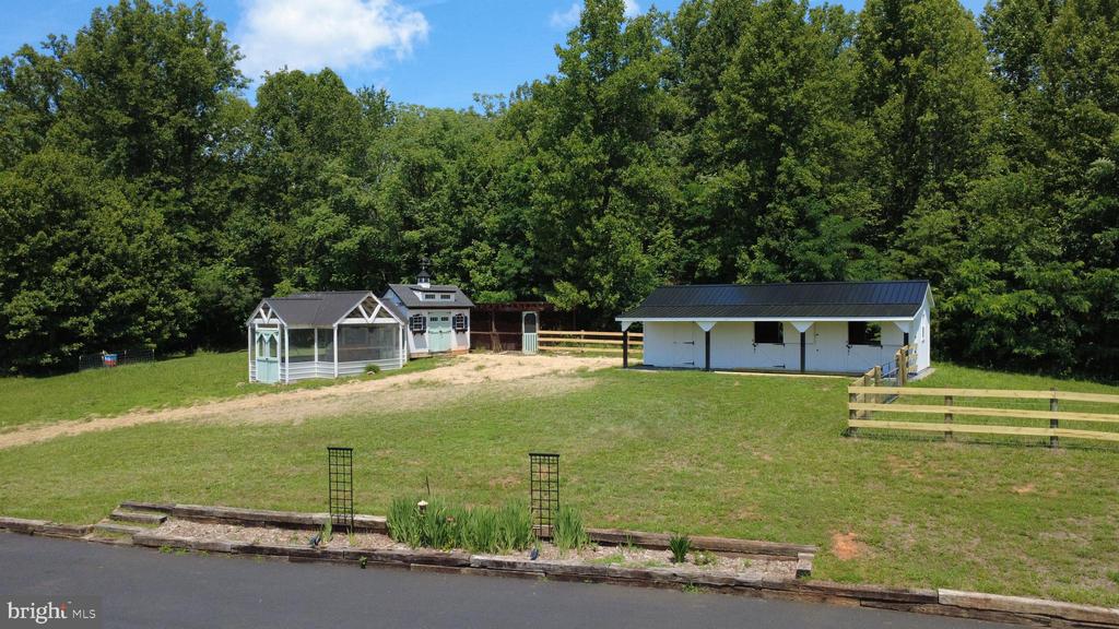 1225 MIDDLE RIVER RD, STANARDSVILLE, Virginia 22973, 6 Bedrooms Bedrooms, ,5 BathroomsBathrooms,Residential,14,1225 MIDDLE RIVER RD,VAGR2000858 MLS # VAGR2000858