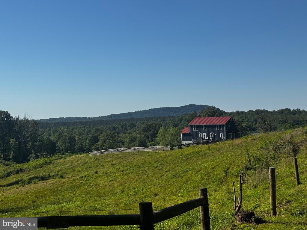 59 HARRY SETTLE RD, CASTLETON, Virginia 22716, 4 Bedrooms Bedrooms, ,2 BathroomsBathrooms,Residential,14,59 HARRY SETTLE RD,VARP2002682 MLS # VARP2002682