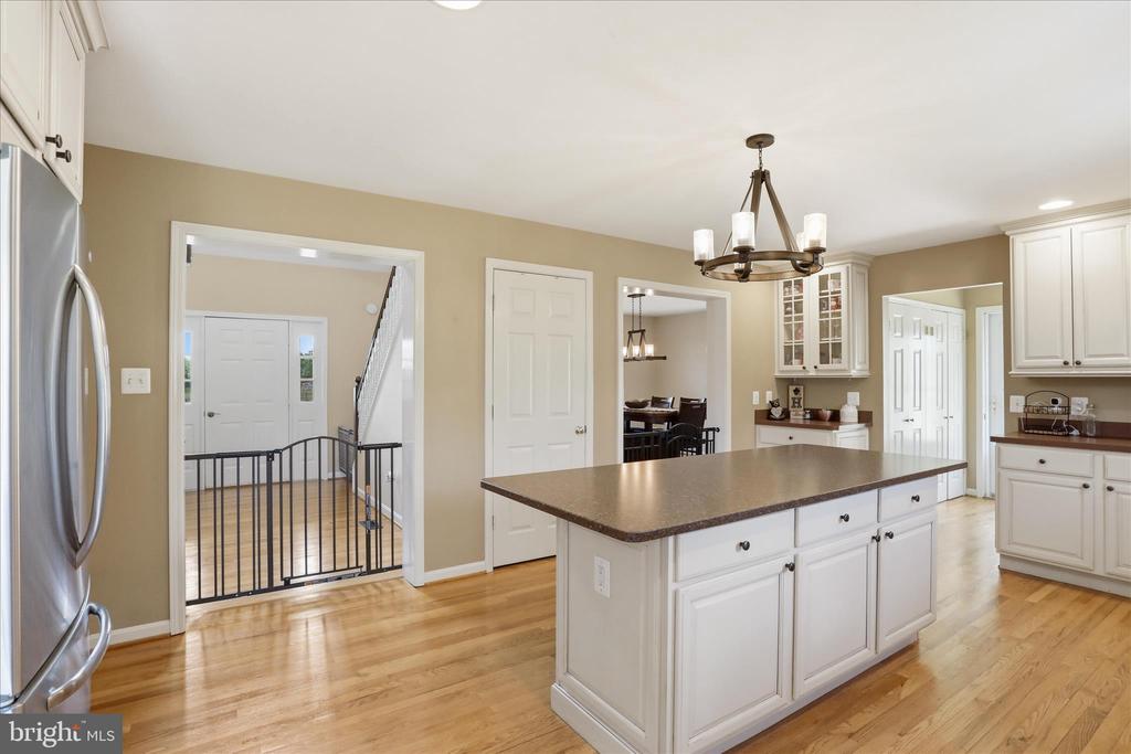 59 HARRY SETTLE RD, CASTLETON, Virginia 22716, 4 Bedrooms Bedrooms, ,2 BathroomsBathrooms,Residential,14,59 HARRY SETTLE RD,VARP2002682 MLS # VARP2002682