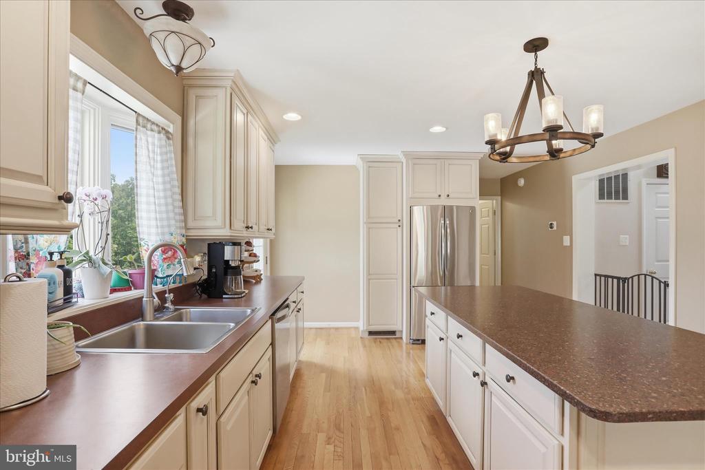 59 HARRY SETTLE RD, CASTLETON, Virginia 22716, 4 Bedrooms Bedrooms, ,2 BathroomsBathrooms,Residential,14,59 HARRY SETTLE RD,VARP2002682 MLS # VARP2002682