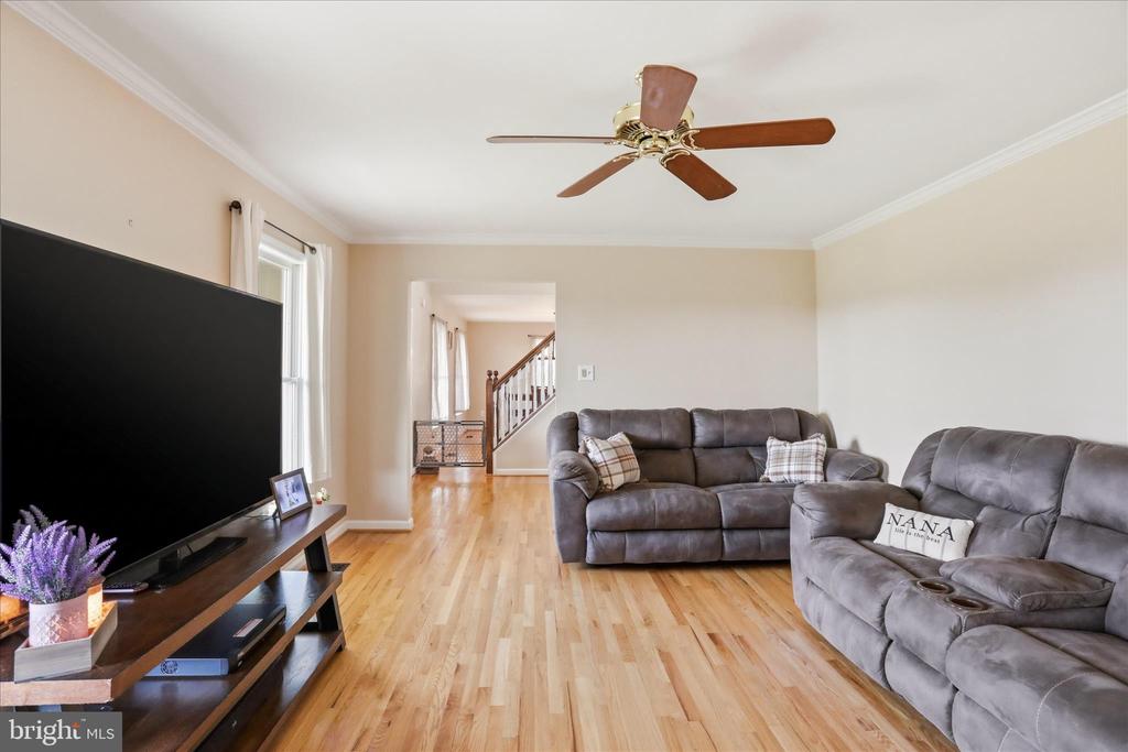 59 HARRY SETTLE RD, CASTLETON, Virginia 22716, 4 Bedrooms Bedrooms, ,2 BathroomsBathrooms,Residential,14,59 HARRY SETTLE RD,VARP2002682 MLS # VARP2002682