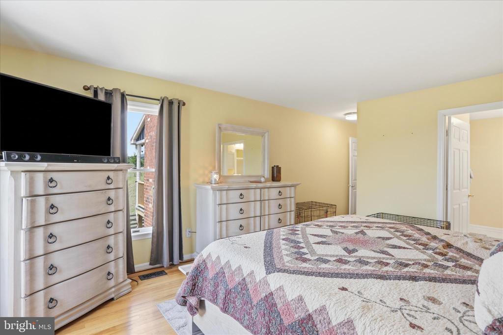 59 HARRY SETTLE RD, CASTLETON, Virginia 22716, 4 Bedrooms Bedrooms, ,2 BathroomsBathrooms,Residential,14,59 HARRY SETTLE RD,VARP2002682 MLS # VARP2002682