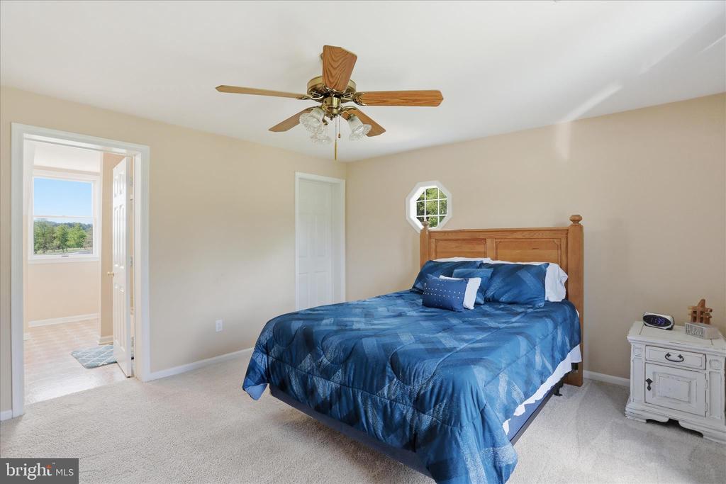 59 HARRY SETTLE RD, CASTLETON, Virginia 22716, 4 Bedrooms Bedrooms, ,2 BathroomsBathrooms,Residential,14,59 HARRY SETTLE RD,VARP2002682 MLS # VARP2002682