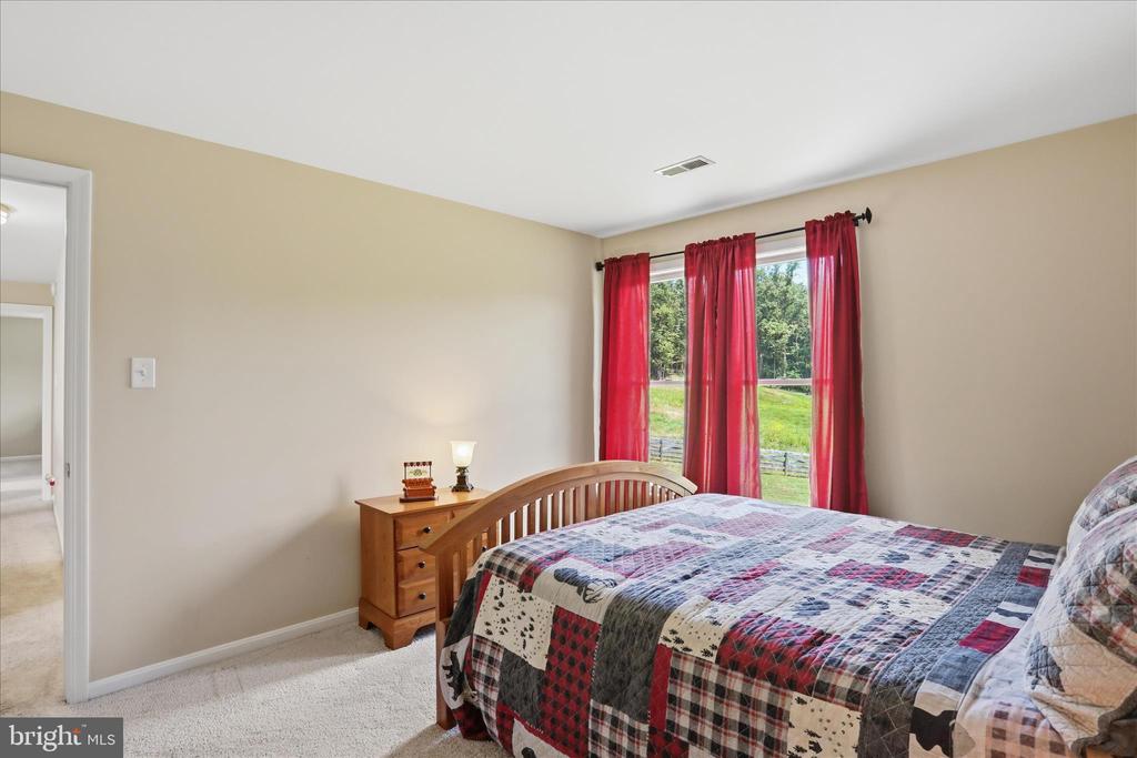 59 HARRY SETTLE RD, CASTLETON, Virginia 22716, 4 Bedrooms Bedrooms, ,2 BathroomsBathrooms,Residential,14,59 HARRY SETTLE RD,VARP2002682 MLS # VARP2002682