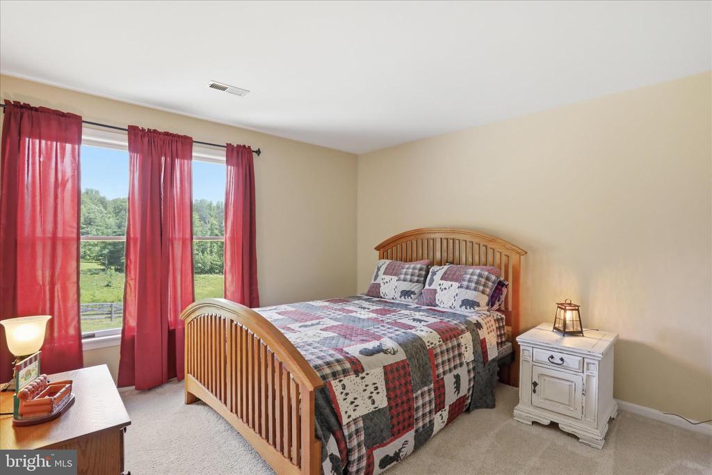 59 HARRY SETTLE RD, CASTLETON, Virginia 22716, 4 Bedrooms Bedrooms, ,2 BathroomsBathrooms,Residential,14,59 HARRY SETTLE RD,VARP2002682 MLS # VARP2002682