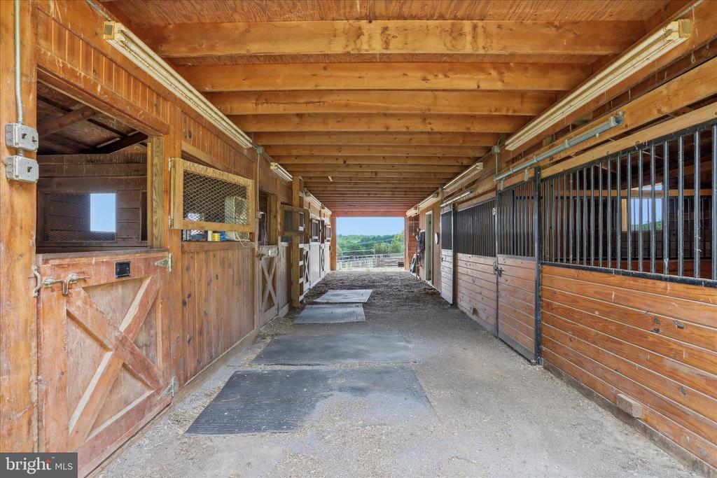 59 HARRY SETTLE RD, CASTLETON, Virginia 22716, 4 Bedrooms Bedrooms, ,2 BathroomsBathrooms,Residential,14,59 HARRY SETTLE RD,VARP2002682 MLS # VARP2002682