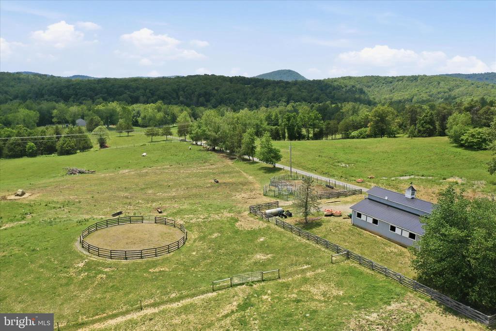 59 HARRY SETTLE RD, CASTLETON, Virginia 22716, 4 Bedrooms Bedrooms, ,2 BathroomsBathrooms,Residential,14,59 HARRY SETTLE RD,VARP2002682 MLS # VARP2002682