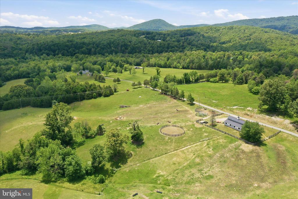 59 HARRY SETTLE RD, CASTLETON, Virginia 22716, 4 Bedrooms Bedrooms, ,2 BathroomsBathrooms,Residential,14,59 HARRY SETTLE RD,VARP2002682 MLS # VARP2002682