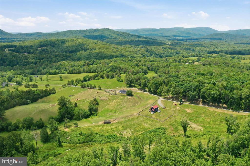 59 HARRY SETTLE RD, CASTLETON, Virginia 22716, 4 Bedrooms Bedrooms, ,2 BathroomsBathrooms,Residential,14,59 HARRY SETTLE RD,VARP2002682 MLS # VARP2002682