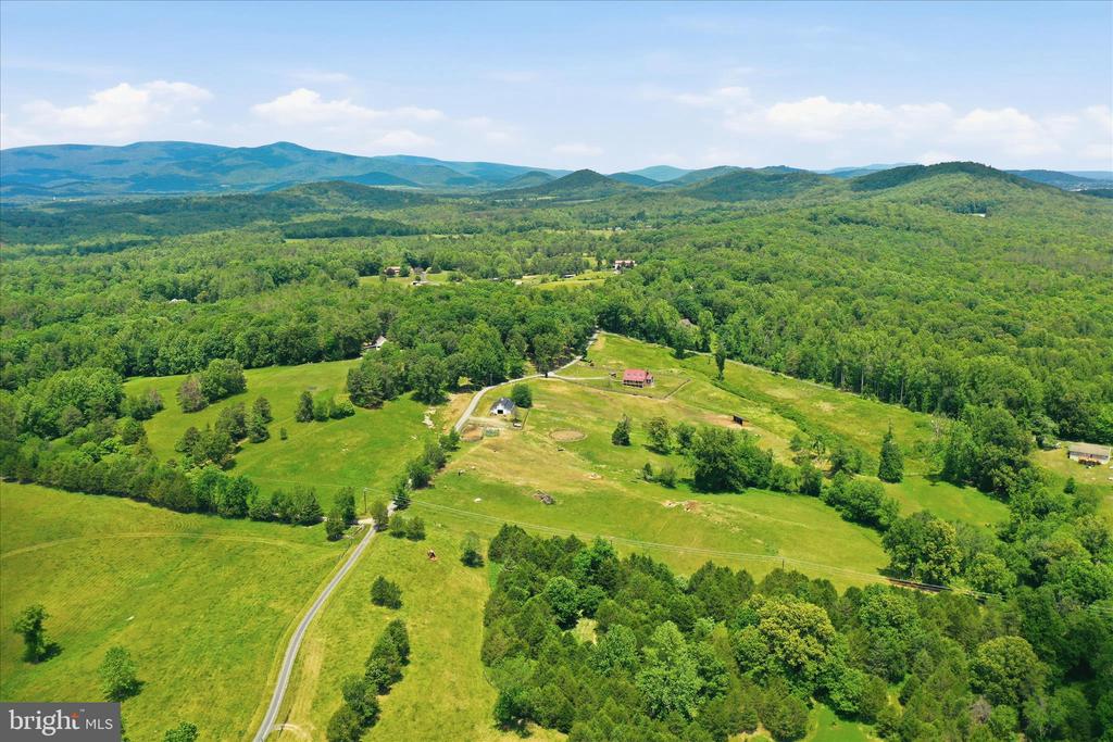 59 HARRY SETTLE RD, CASTLETON, Virginia 22716, 4 Bedrooms Bedrooms, ,2 BathroomsBathrooms,Residential,14,59 HARRY SETTLE RD,VARP2002682 MLS # VARP2002682
