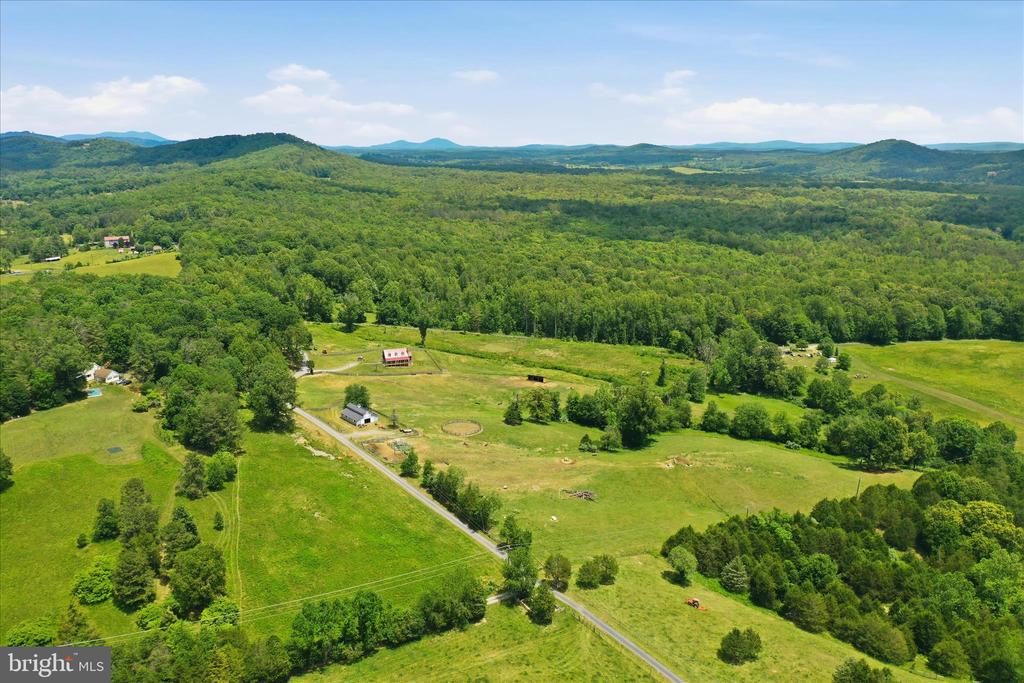 59 HARRY SETTLE RD, CASTLETON, Virginia 22716, 4 Bedrooms Bedrooms, ,2 BathroomsBathrooms,Residential,14,59 HARRY SETTLE RD,VARP2002682 MLS # VARP2002682