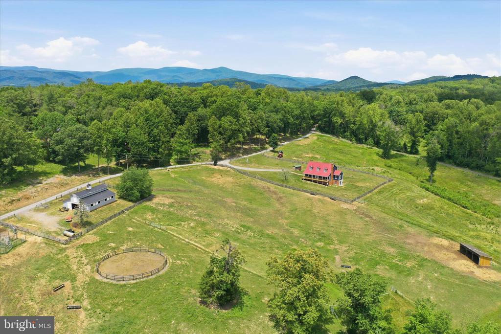 59 HARRY SETTLE RD, CASTLETON, Virginia 22716, 4 Bedrooms Bedrooms, ,2 BathroomsBathrooms,Residential,14,59 HARRY SETTLE RD,VARP2002682 MLS # VARP2002682