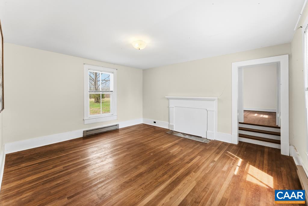 25805 N JAMES MADISON HWY, NEW CANTON, Virginia 23123, 3 Bedrooms Bedrooms, ,1 BathroomBathrooms,Residential,14,25805 N JAMES MADISON HWY,675053 MLS # 675053