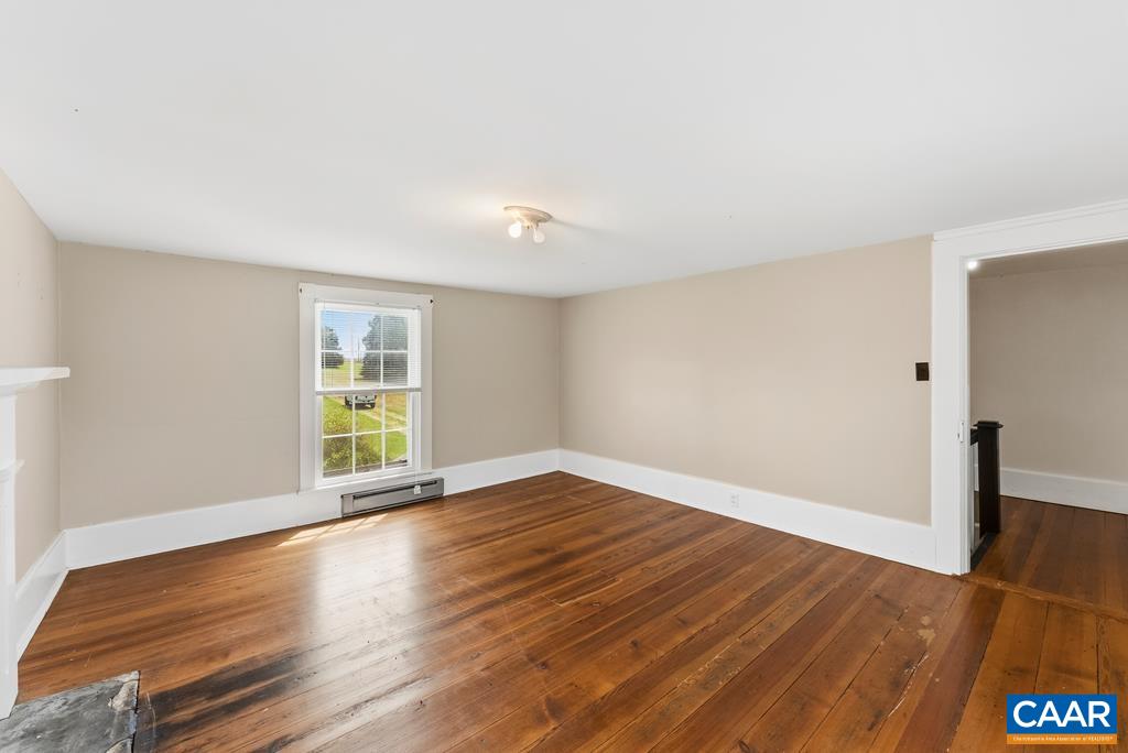 25805 N JAMES MADISON HWY, NEW CANTON, Virginia 23123, 3 Bedrooms Bedrooms, ,1 BathroomBathrooms,Residential,14,25805 N JAMES MADISON HWY,675053 MLS # 675053