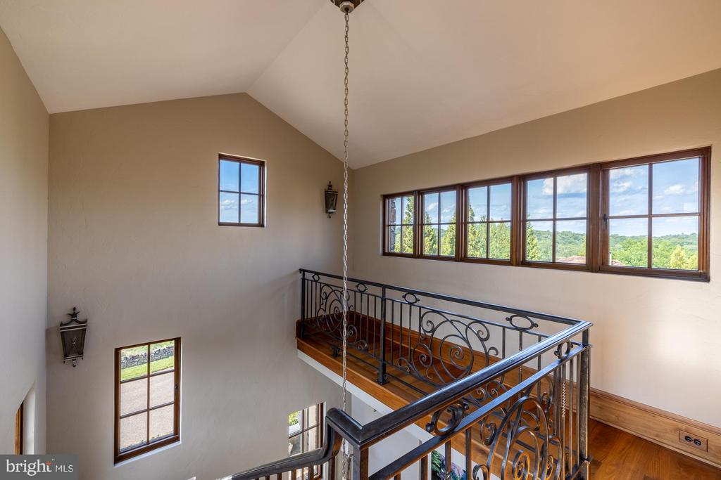 2525 GIBSON CT, DELAPLANE, Virginia 20144, 4 Bedrooms Bedrooms, ,3 BathroomsBathrooms,Residential,14,2525 GIBSON CT,VAFQ2022392 MLS # VAFQ2022392