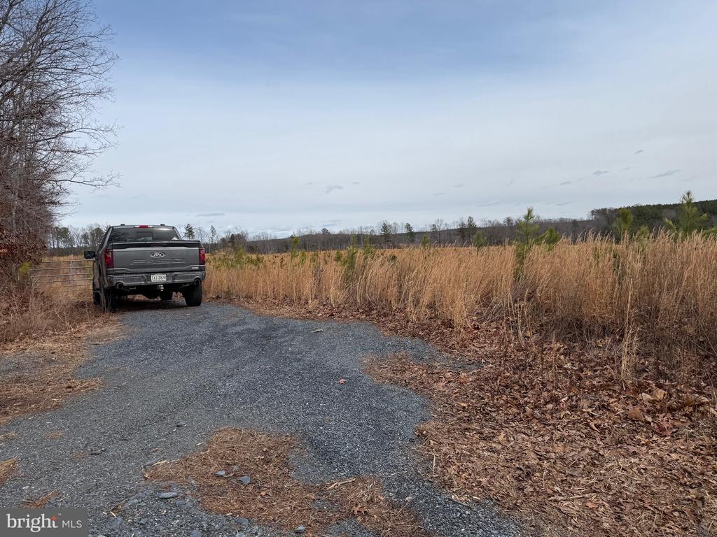 COMMUNITY HOUSE RD, Virginia 23084, ,Land,14,COMMUNITY HOUSE RD,VAFN2000702 MLS # VAFN2000702