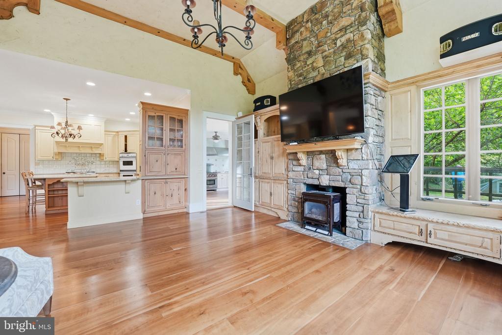 3665 CREELS LN, THE PLAINS, Virginia 20198, 6 Bedrooms Bedrooms, ,6 BathroomsBathrooms,Residential,14,3665 CREELS LN,VAFQ2021256 MLS # VAFQ2021256