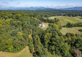 4745 PLANK RD, NATURAL BRIDGE, Virginia 24578, 5 Bedrooms Bedrooms, ,3 BathroomsBathrooms,Residential,14,4745 PLANK RD,672254 MLS # 672254