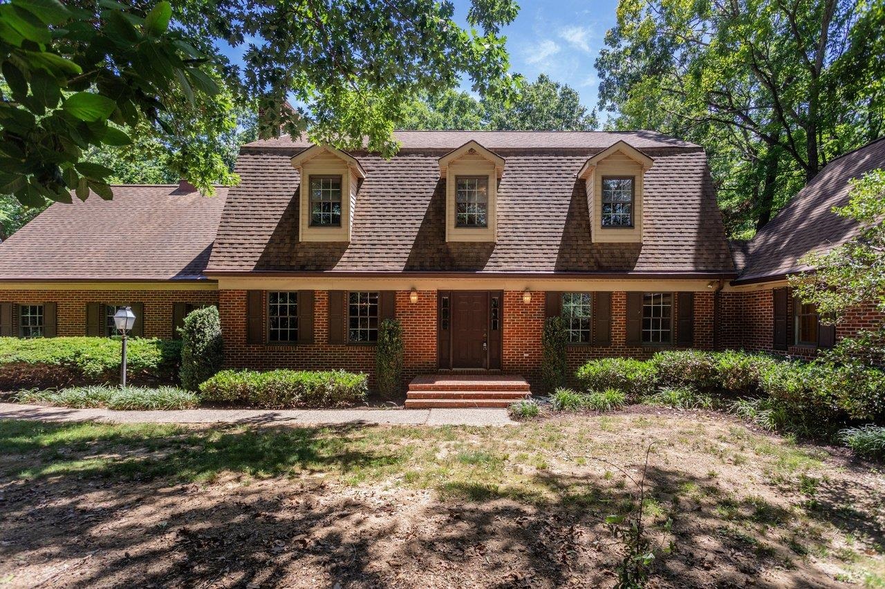 926 TRINITY CHURCH RD, ROCKINGHAM, Virginia 22802, 4 Bedrooms Bedrooms, ,3 BathroomsBathrooms,Residential,14,926 TRINITY CHURCH RD,678725 MLS # 678725