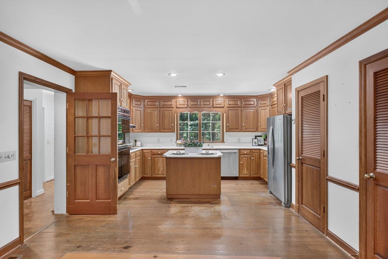 926 TRINITY CHURCH RD, ROCKINGHAM, Virginia 22802, 4 Bedrooms Bedrooms, ,3 BathroomsBathrooms,Residential,14,926 TRINITY CHURCH RD,678725 MLS # 678725
