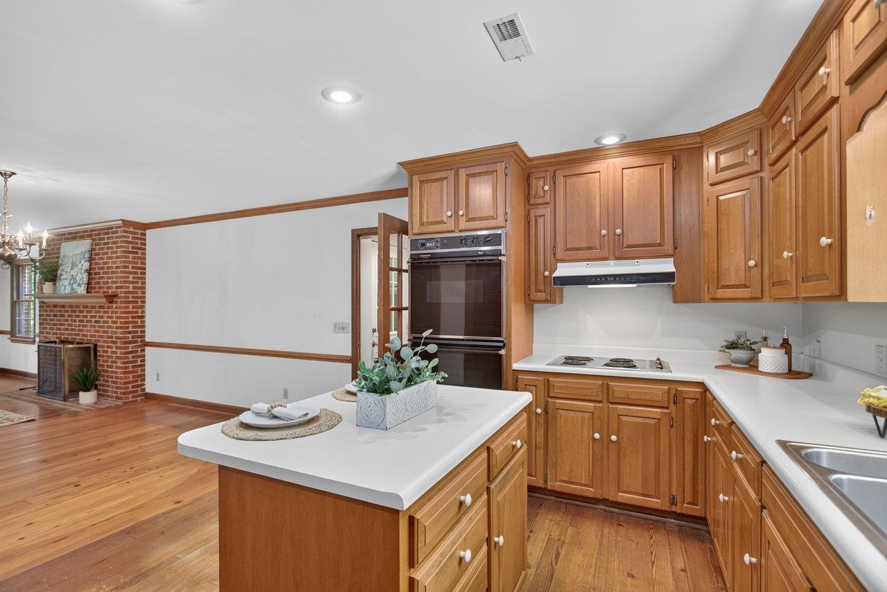926 TRINITY CHURCH RD, ROCKINGHAM, Virginia 22802, 4 Bedrooms Bedrooms, ,3 BathroomsBathrooms,Residential,14,926 TRINITY CHURCH RD,678725 MLS # 678725